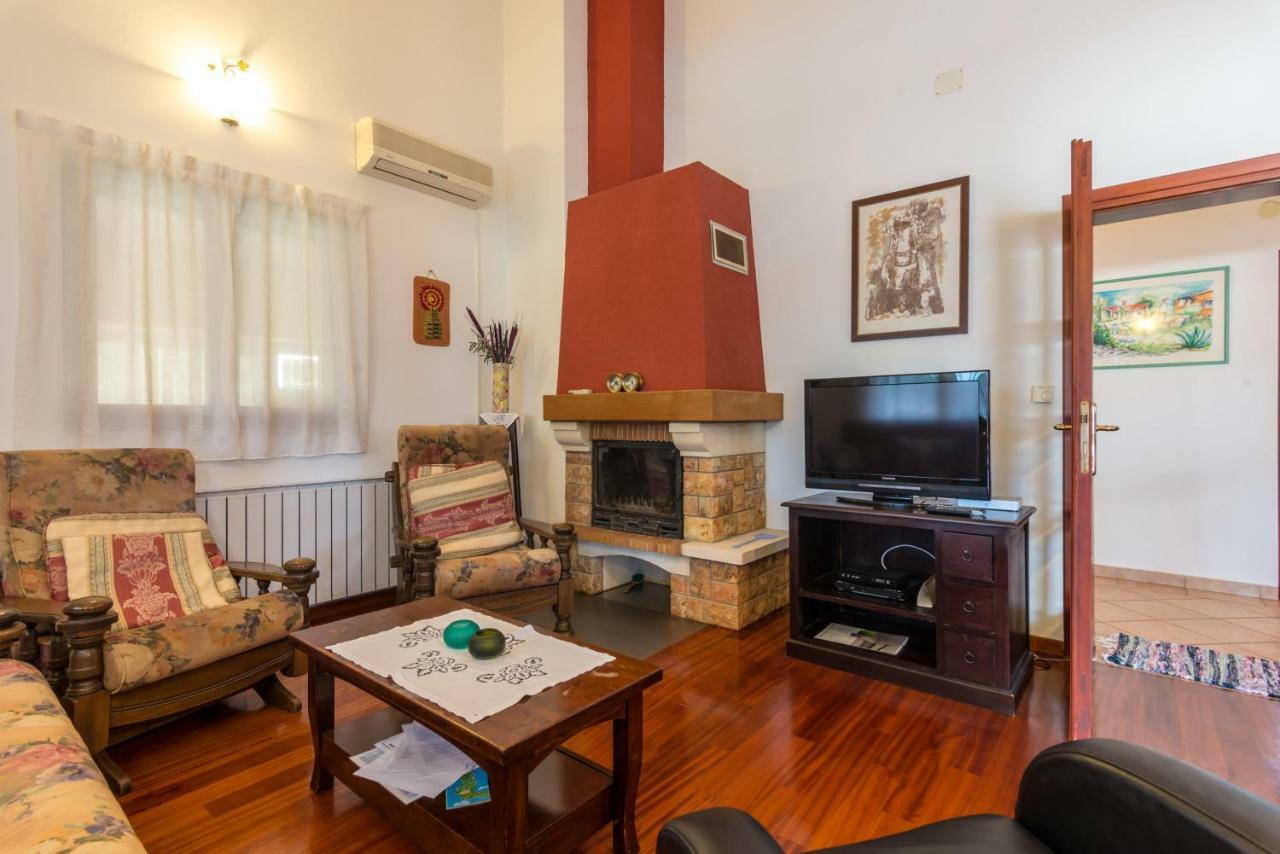 Hacienda Rosemary Villa Muntić Екстериор снимка