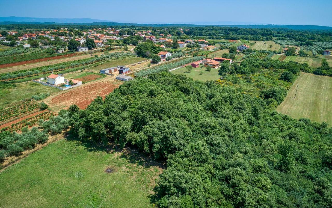 Hacienda Rosemary Villa Muntić Екстериор снимка