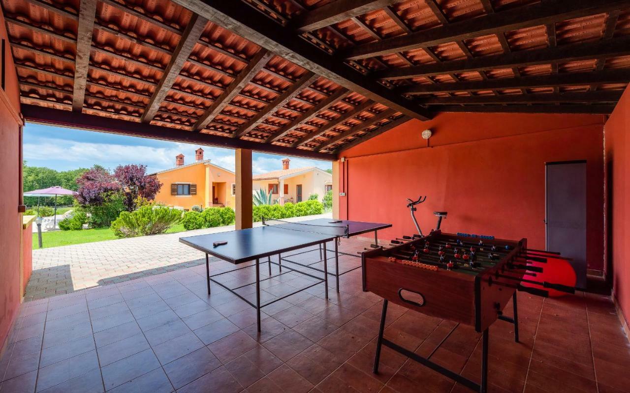 Hacienda Rosemary Villa Muntić Екстериор снимка